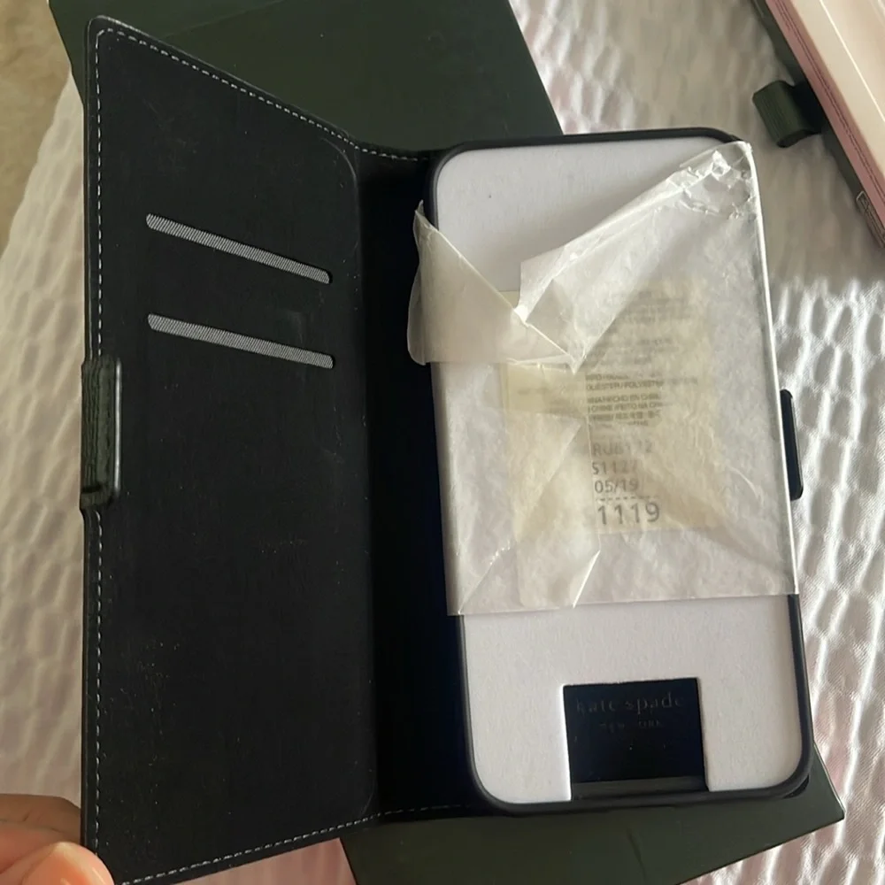 Sylvia Iphone Xs Max Magnetic Wrap Folio Case